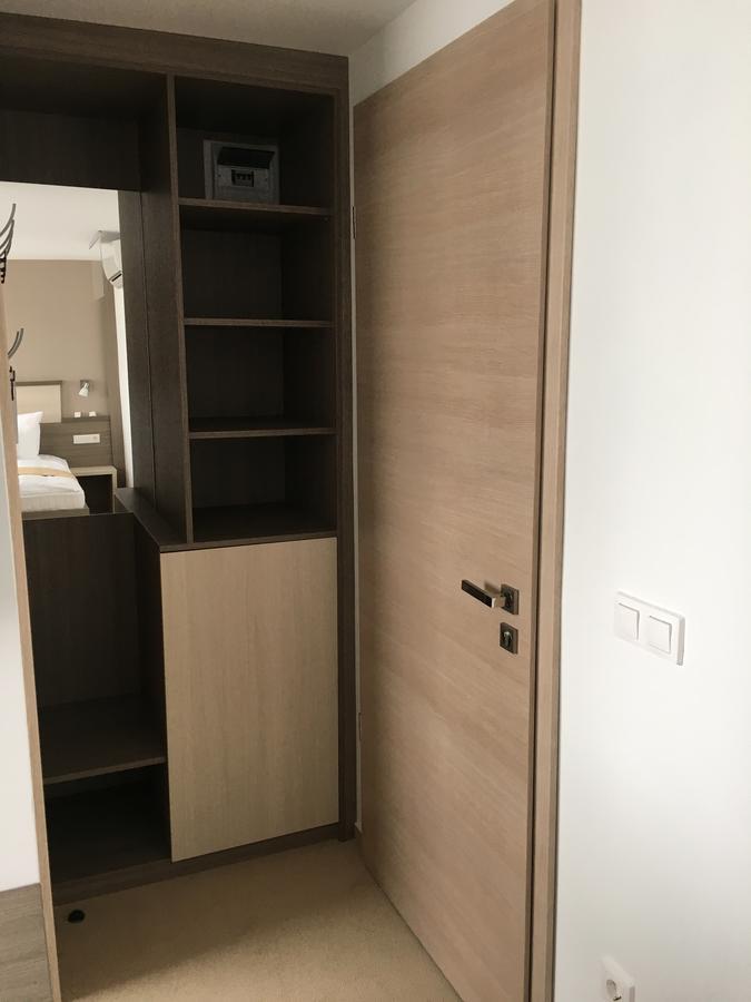 Tuenderfatyol**** Szallodahajo Abádszalók Bagian luar foto